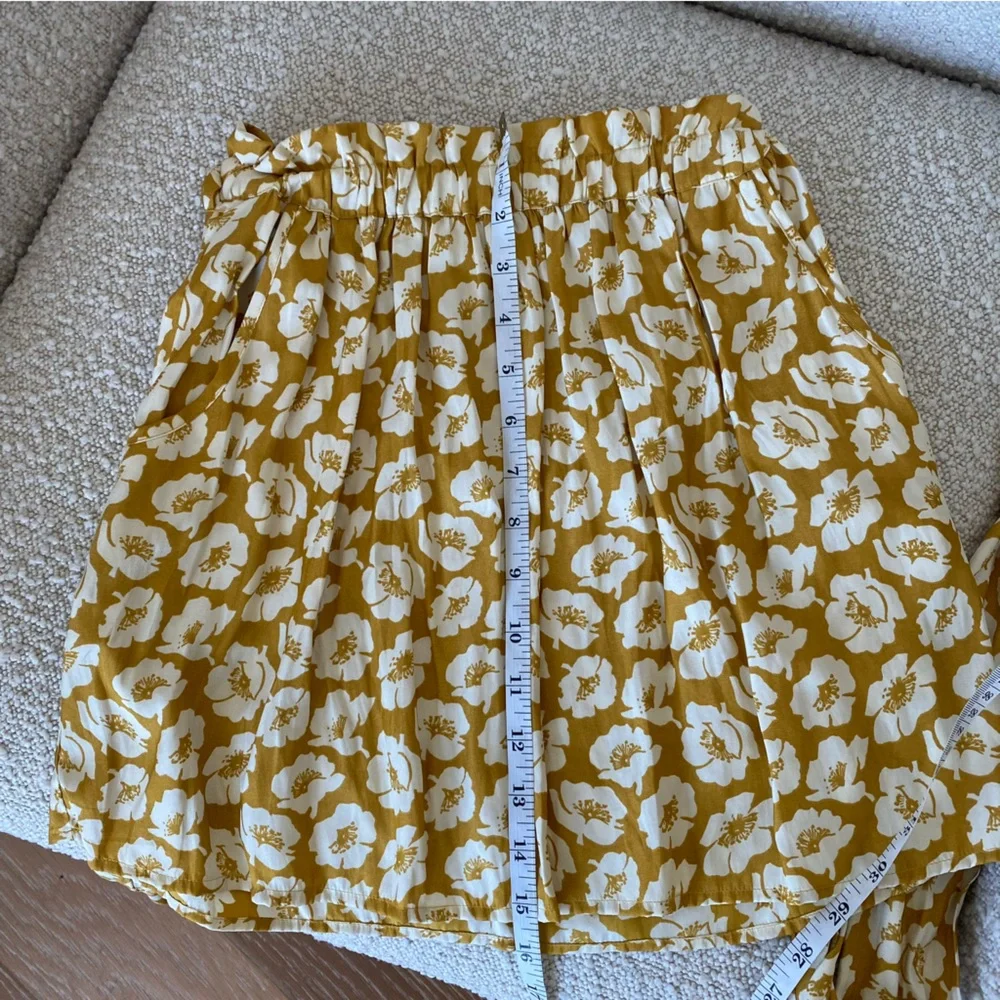 Yellow white floral paperbag mini skirt XXS